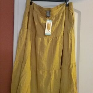 Women's linen tiered skirt